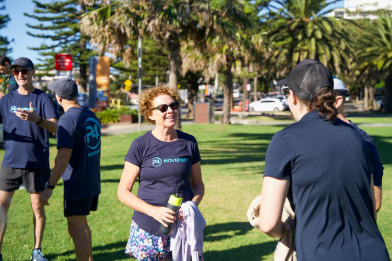 Women talking to trainer about P4 Movement in Wollongong and the Free 1 week trial